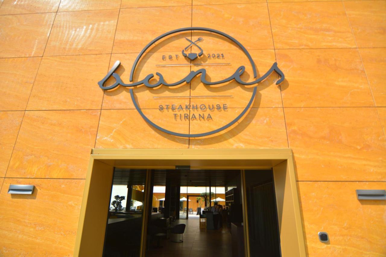 Mk Hotel Tirana Rinas エクステリア 写真 Entrance of the restaurant