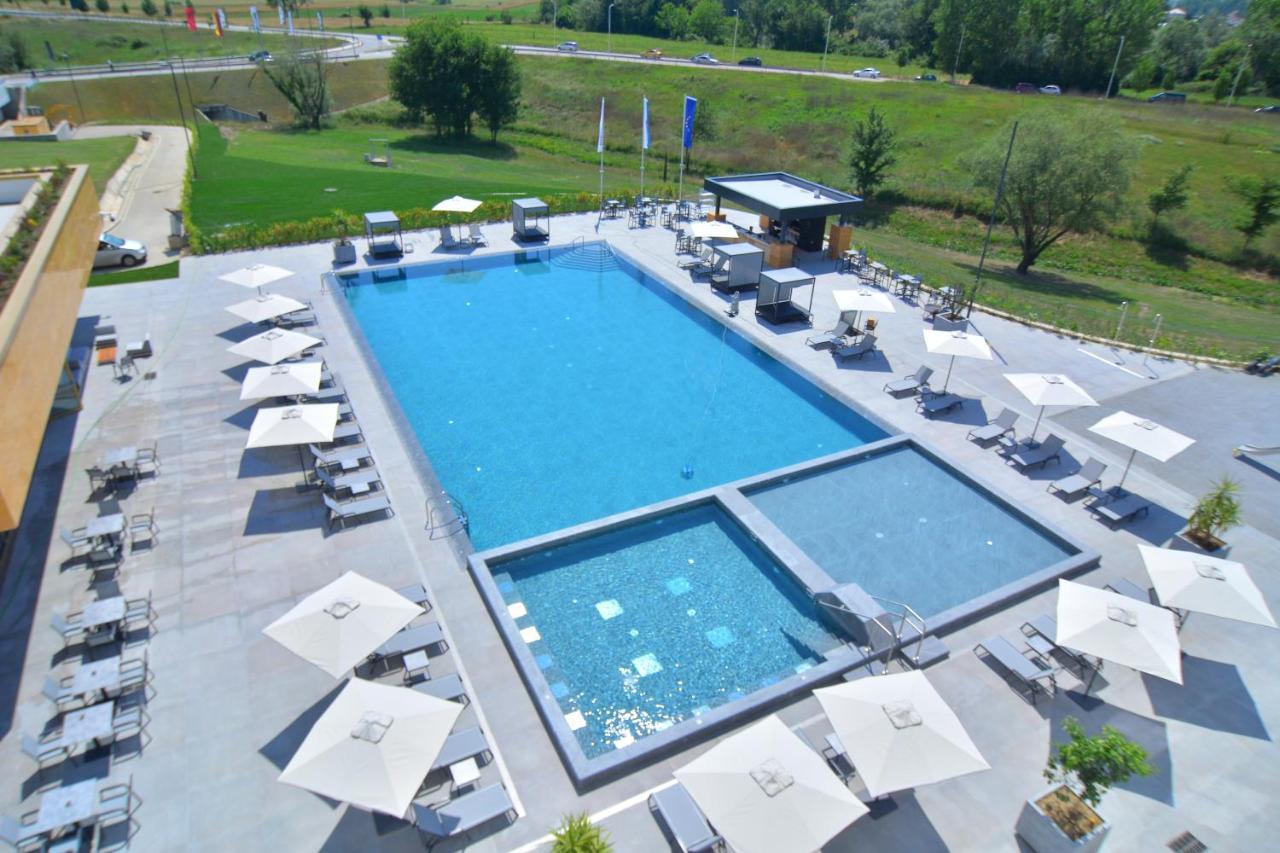 Mk Hotel Tirana Rinas エクステリア 写真