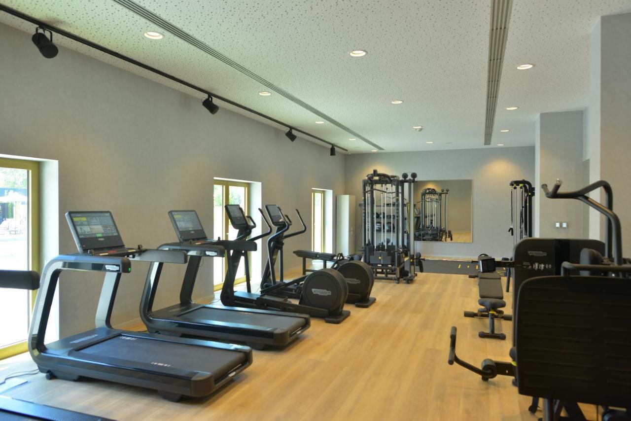 Mk Hotel Tirana Rinas エクステリア 写真 The gym at the hotel