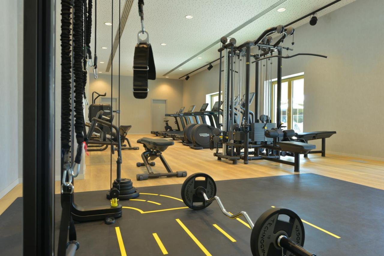 Mk Hotel Tirana Rinas エクステリア 写真 The gym at the hotel