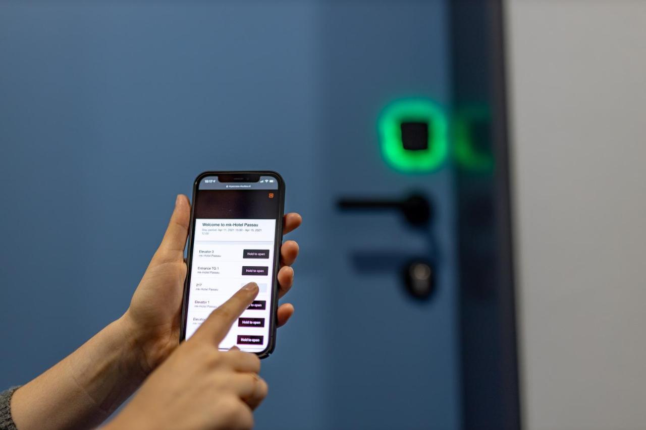 Mk Hotel Tirana Rinas エクステリア 写真 Nuki Smart Lock