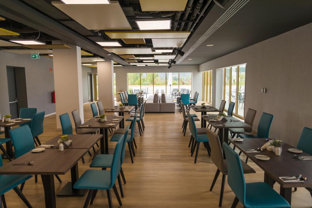 Mk Hotel Tirana Rinas エクステリア 写真 The restaurant at the new terminal